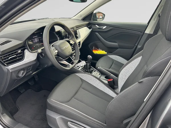 SKODA Kamiq (2025) — foto 6 van 10