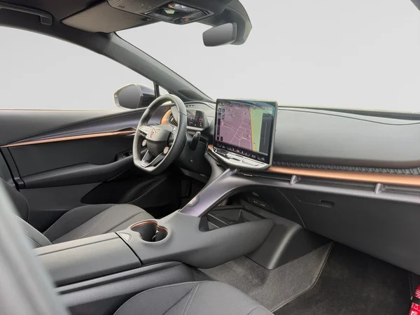 CUPRA Tavascan (2025) — foto 19 van 25