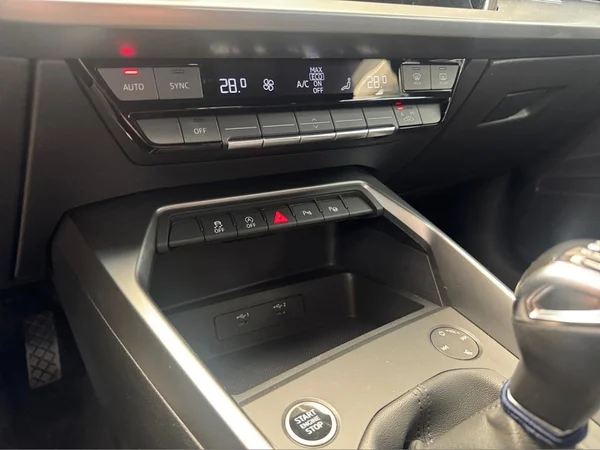 AUDI A3 Sportback (2021) — foto 10 van 11