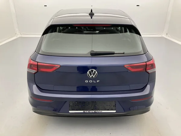 VOLKSWAGEN Golf VIII (2020) — foto 11 van 36