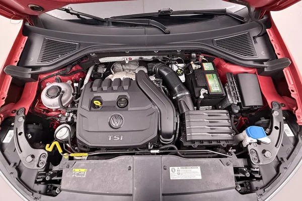 Volkswagen T-Roc (2018) — foto 5 van 29