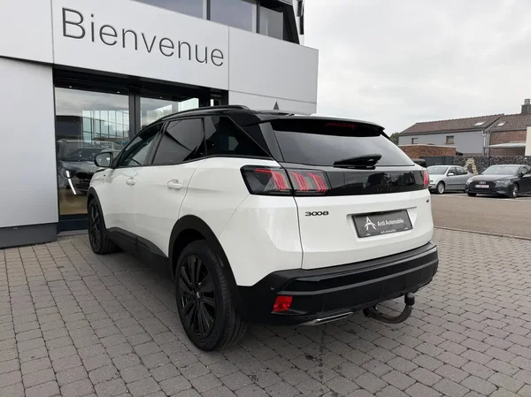 Peugeot 5008 (2021) — foto 26 van 29