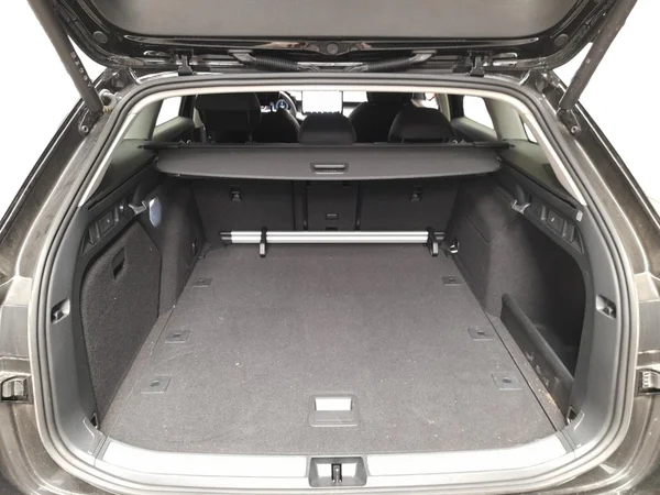 SKODA Superb Combi (2025) — foto 15 van 23