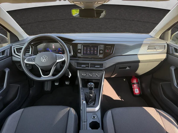 VOLKSWAGEN Taigo (2023) — foto 8 van 16