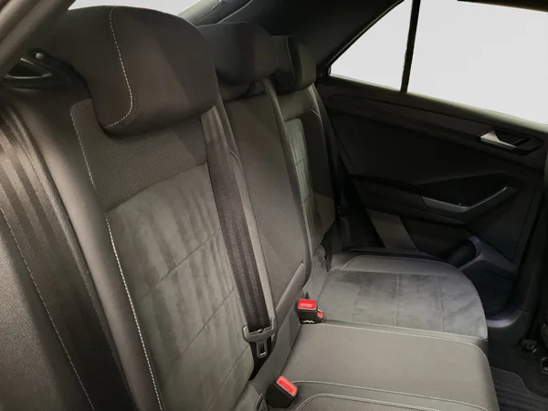 VOLKSWAGEN T-Roc (2023) — foto 7 van 23