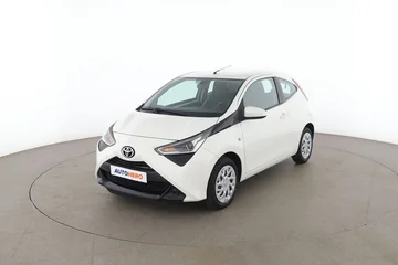 Toyota Aygo 1041835a-64fe-4f50-ae48-ebf511cb9a3a