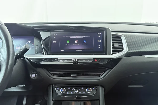 Opel Grandland (2022) — foto 3 van 21