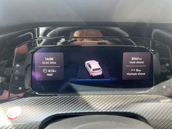 VOLKSWAGEN Golf VIII R (2025) — foto 6 van 24
