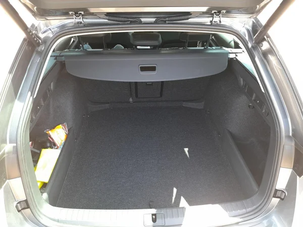 SKODA Octavia Combi (2025) — foto 15 van 23