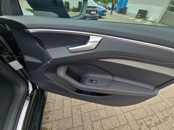 AUDI A6 e-hybrid (PHEV) (2025) — foto 7 van 24