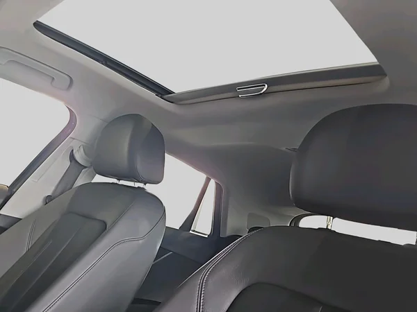 Audi Q2 (2020) — foto 9 van 25