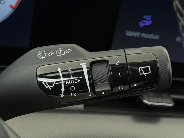 KIA Sportage (2023) — foto 17 van 31