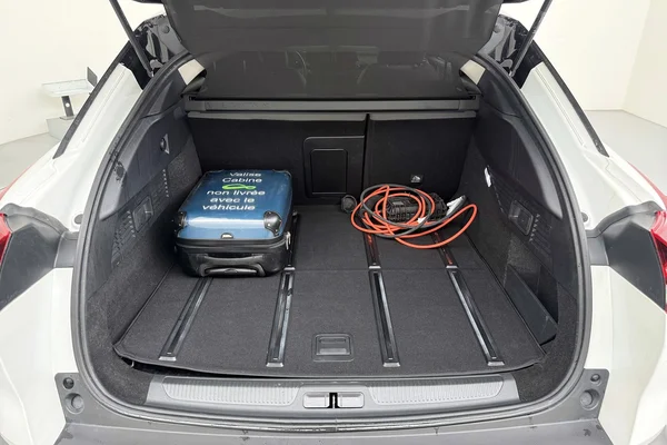 Citroen C5 X PHEV (2023) — foto 3 van 29
