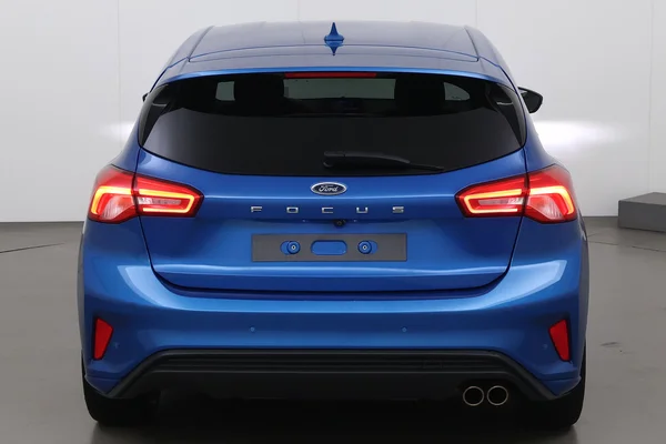 Ford Focus (2021) — foto 11 van 16