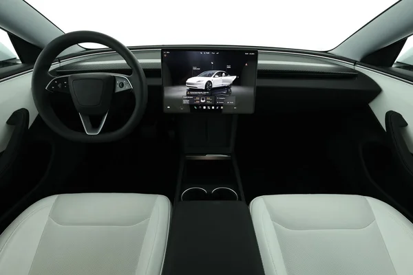 Tesla Model (2025) — foto 4 van 17