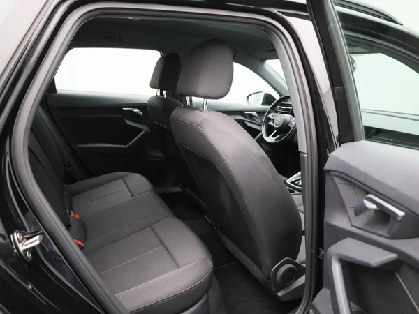 Audi A3 (2021) — foto 37 van 45