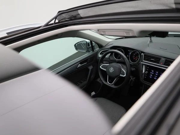 Volkswagen Tiguan (2022) — foto 32 van 48