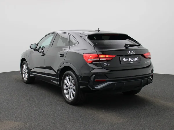 Audi Q3 (2023) — foto 12 van 42