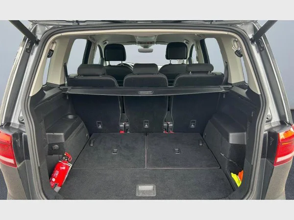 Volkswagen Touran (2020) — foto 24 van 31