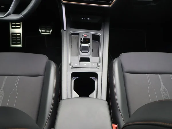 CUPRA Leon Sportstourer (2023) — foto 8 van 26