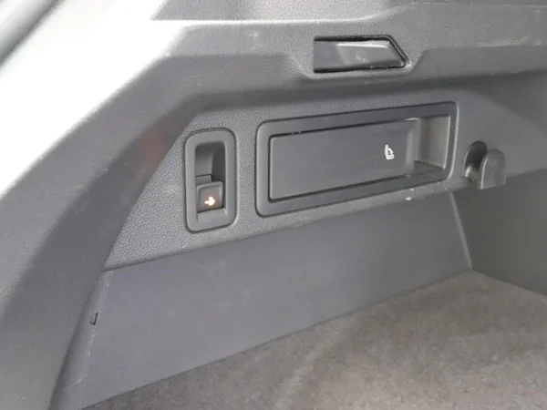 VOLKSWAGEN Tiguan Dsl (2022) — foto 6 van 22
