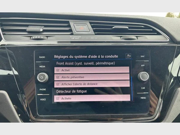 Volkswagen Touran (2020) — foto 11 van 31