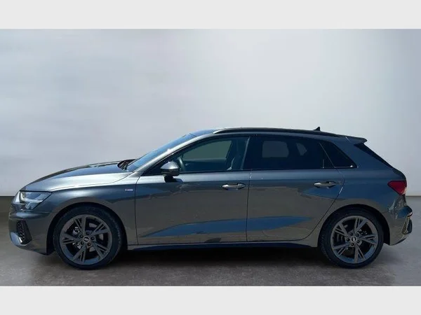 Audi A3 Sportback (2023) — foto 27 van 29