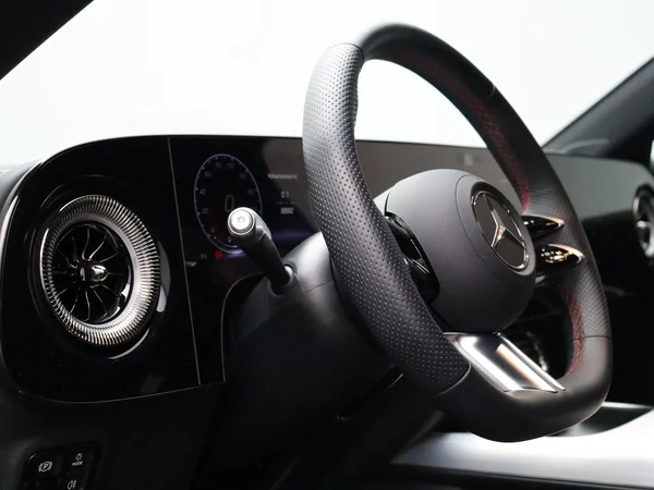 Mercedes-Benz CLA (2026) — foto 3 van 33