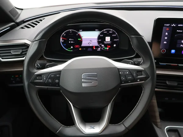SEAT Leon (2020) — foto 22 van 23