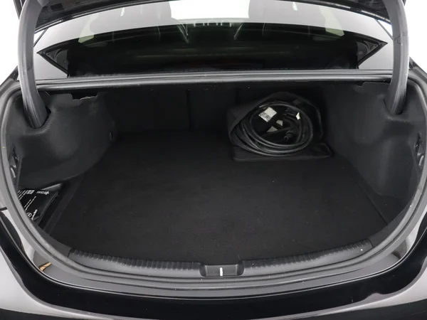 MERCEDES C 300 (2022) — foto 8 van 33