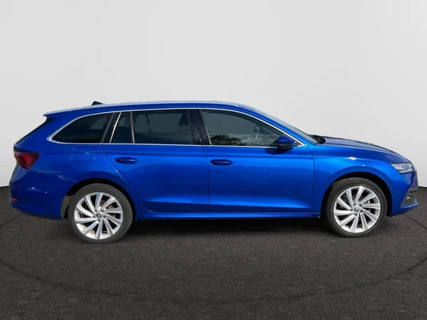 SKODA Octavia Combi PHEV (2020) — foto 3 van 26