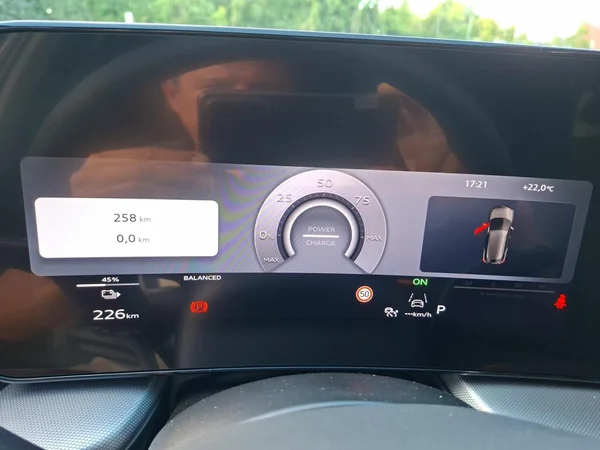 AUDI Q4 e-tron (2026) — foto 6 van 24