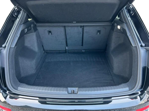 AUDI Q4 e-tron (2024) — foto 6 van 18