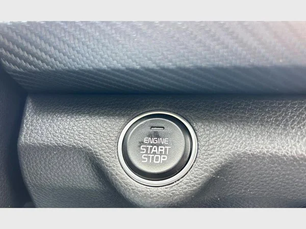 Kia RIO (2022) — foto 14 van 25