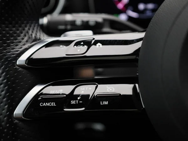 Mercedes-Benz C-Klasse (2022) — foto 10 van 54