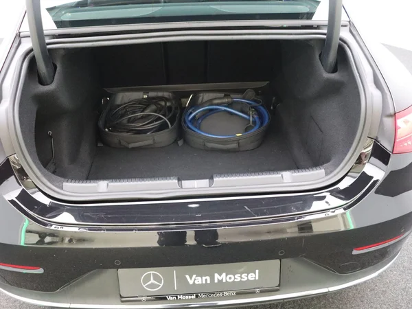 Mercedes-Benz EQE (2025) — foto 11 van 24