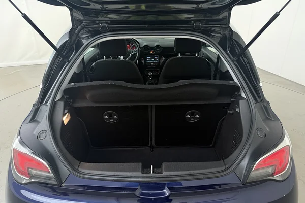 Opel Adam (2019) — foto 22 van 26