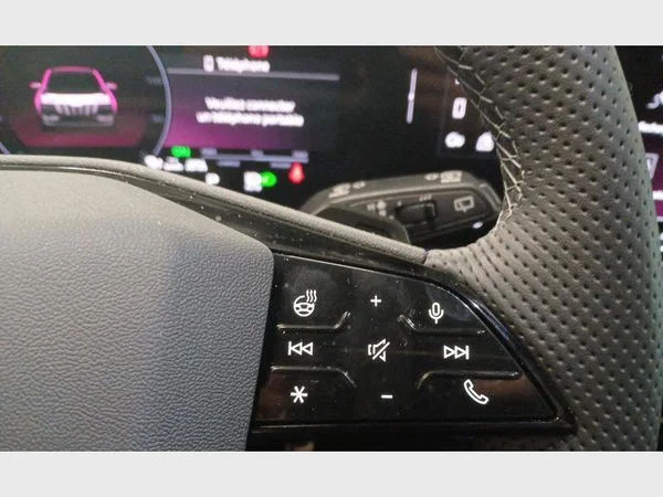 Audi Q6 e-tron (2025) — foto 15 van 26