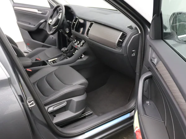 SKODA Kodiaq (2025) — foto 5 van 24