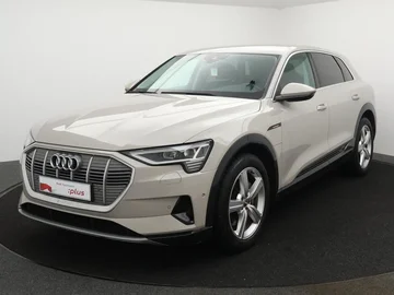 AUDI e-tron 7c607695-b394-4698-840a-52b5865885ca