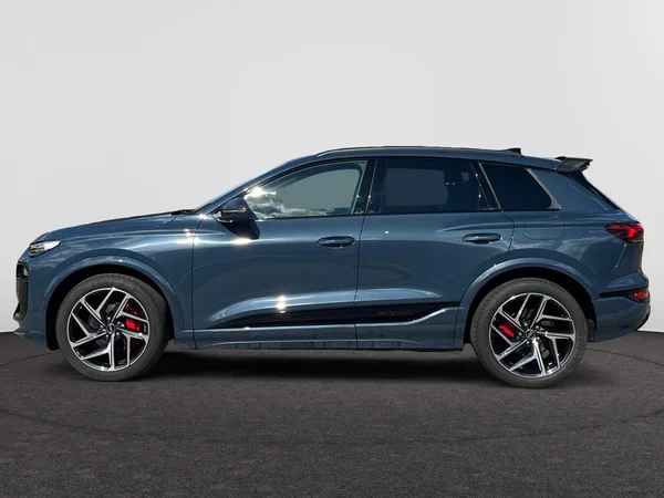 AUDI Q6 e-tron (2025) — foto 19 van 24