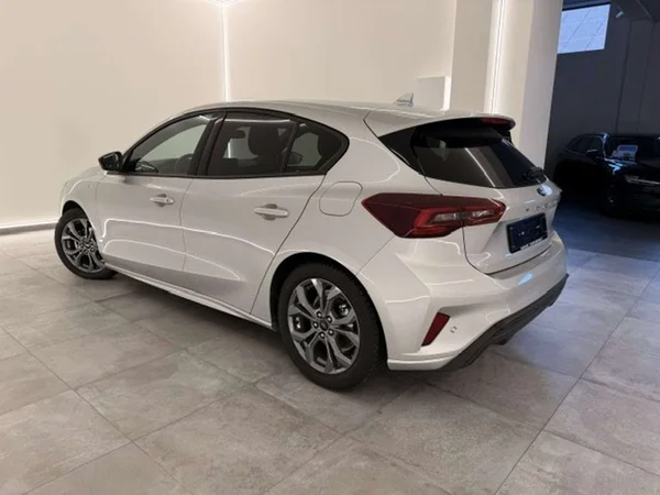 Ford Focus (2025) — foto 17 van 23