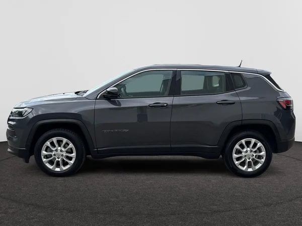 JEEP Compass (2023) — foto 12 van 24