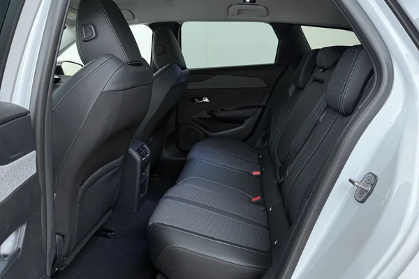 Peugeot 308 SW (2024) — foto 19 van 20