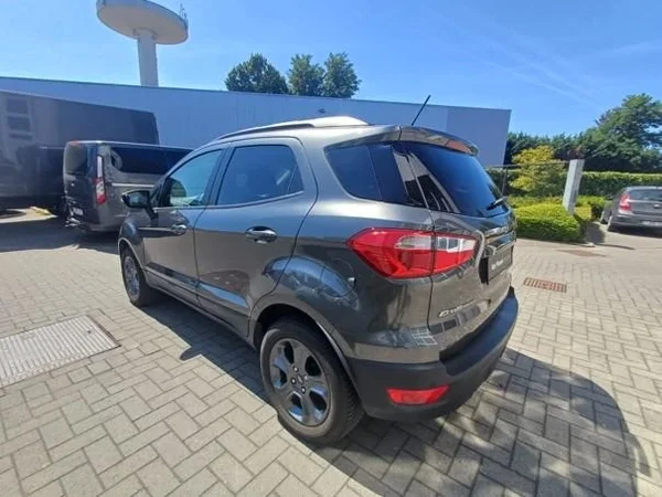 Ford EcoSport (2018) — foto 18 van 24