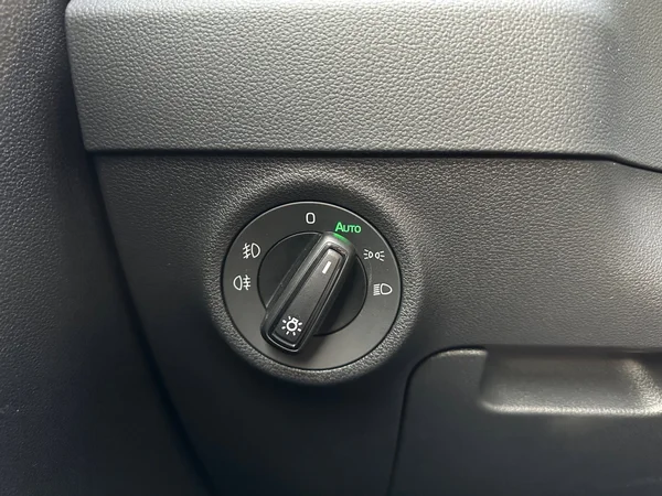SKODA Karoq (2025) — foto 5 van 20
