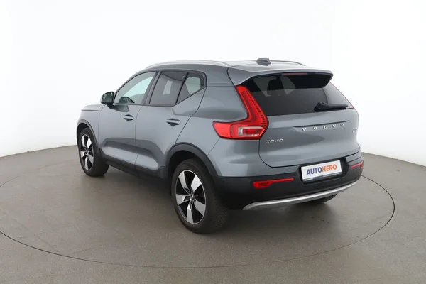 Volvo XC40 (2018) — foto 10 van 16