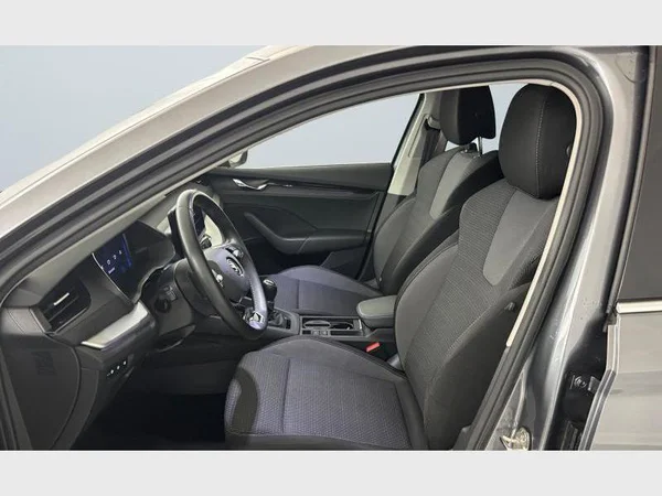 Skoda Octavia Combi (2022) — foto 15 van 15