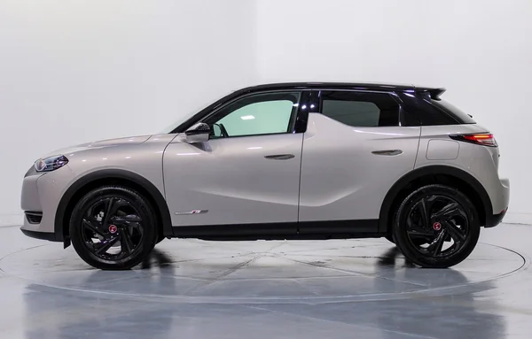 DS DS 3 Crossback E-Tense (2022) — foto 12 van 40