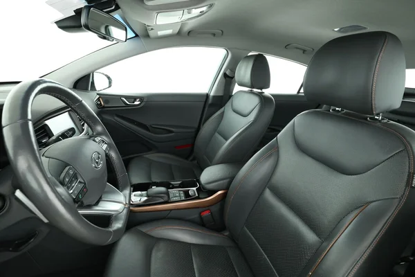 Hyundai Ioniq (2016) — foto 16 van 16